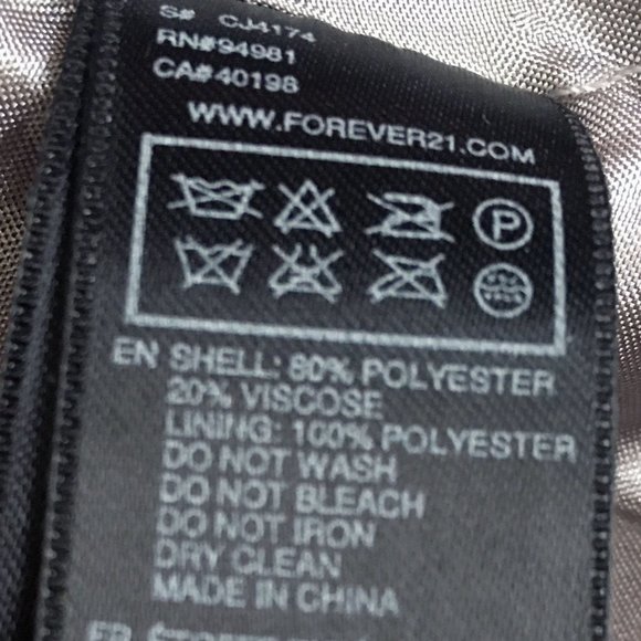 🌸4/$30🌸 NWT Versatile structured Blazer with satin lining - Picture 8 of 12